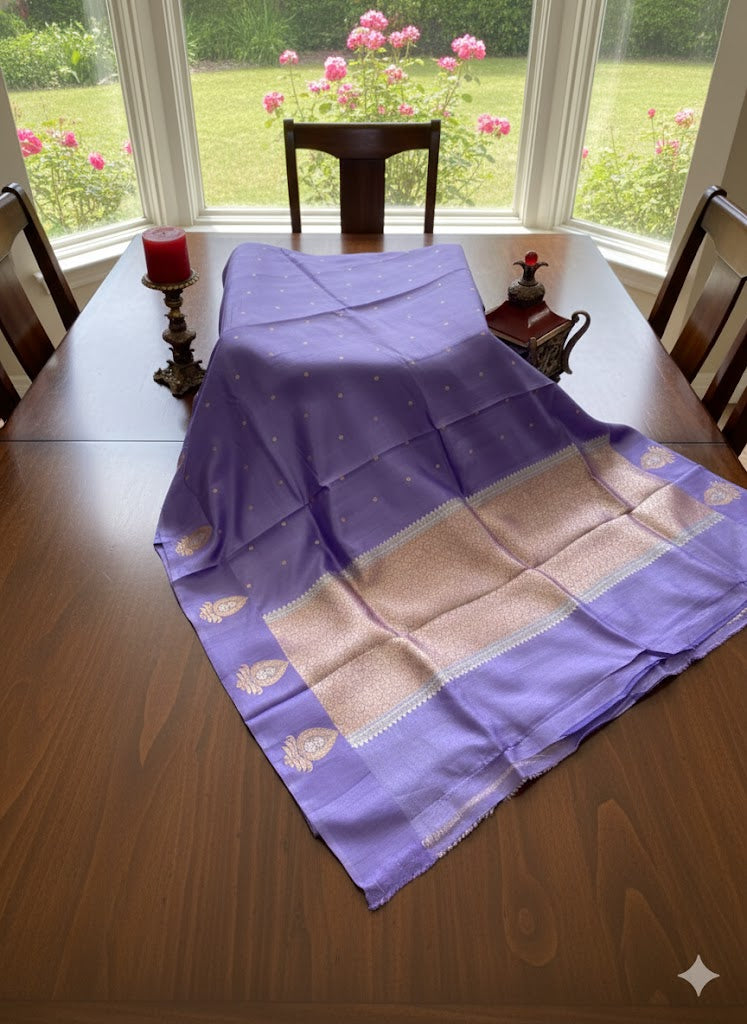 Purple Saree with Intricate Golden Zari Weaving - SS 325